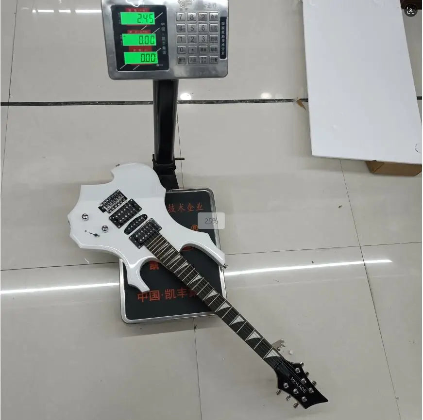 HK LADE SLADE Factory OEM ODM Wholesale Flame Personality 24 Pins Guitar Plucked Electric Guitar With Amplifier