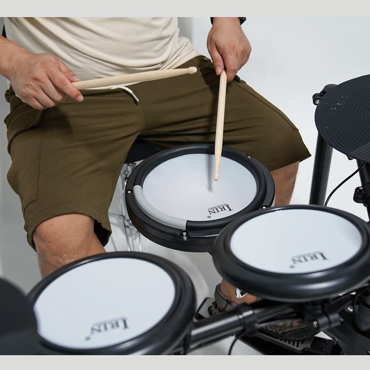 China Factory Hot Sale Cheap PriceIRIN 5 Drums 3 Cymbals Portable Silicone Electronic Drums Set Professional Electronic Drum Kit