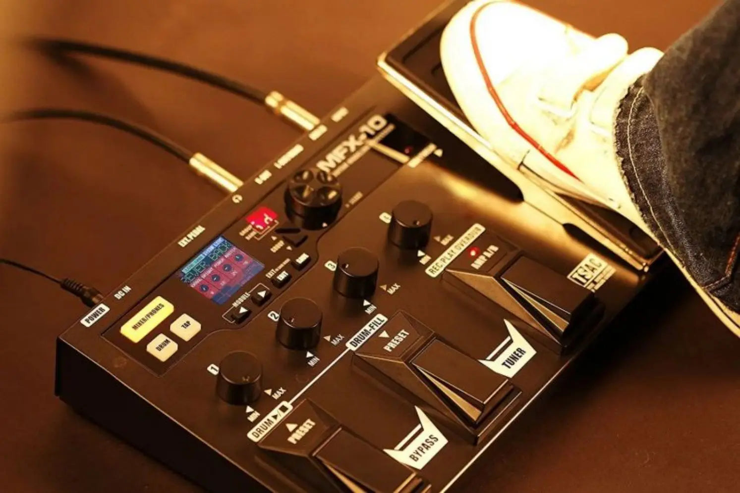 NUX MFX-10 Modeling Guitar Multi-Effects Processor Effects 55 Models 72 Presets with Looper and Built-in Drum Machine
