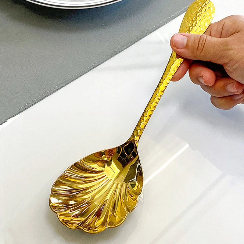Large Shell-Shaped Stainless Steel Serving Spoons Fan-Design Vegetable Soup Spoons for Family Parties And Restaurant Use