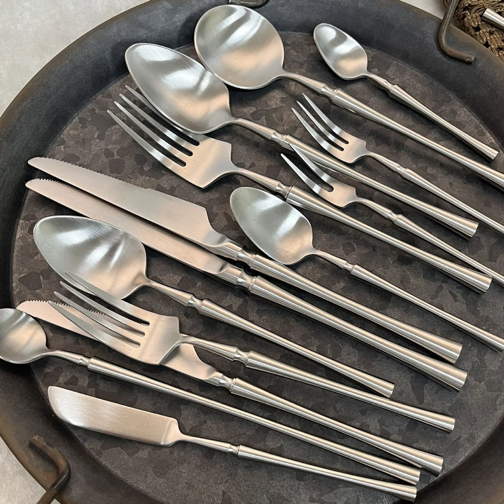 Silver Matte 304 Stainless Steel Cutlery Set Slim Complete Knife Spoon Fork Sets Household Dinner Breakfast Table Accessories