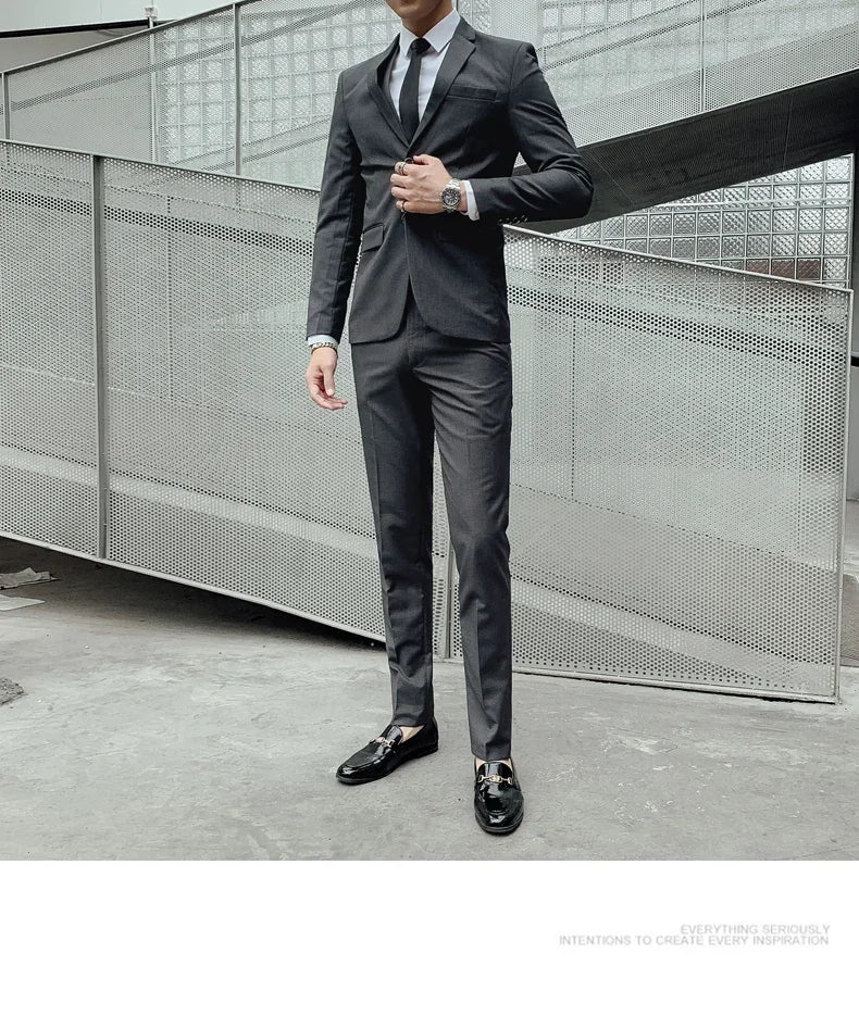 Suit Men's (Blazer+ Vest + Pants) 2025 Business Gentleman Fashionable and Fitted Casual Work Solid-color Wedding Best Man Suit