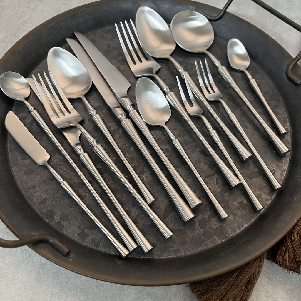 Silver Matte 304 Stainless Steel Cutlery Set Slim Complete Knife Spoon Fork Sets Household Dinner Breakfast Table Accessories