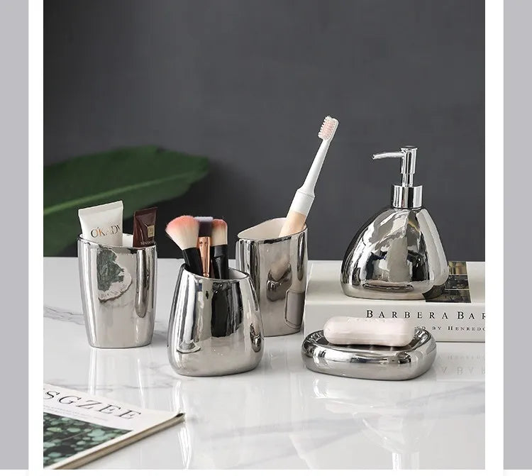 Silver Bathroom Accesssories Set Ceramics Liquid Soap Dispenser Home Decortion China Porcelain Washroom Kit for Soap Box