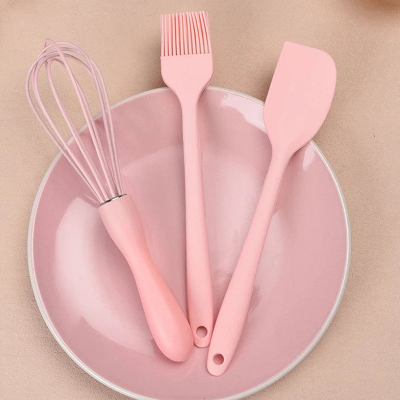 3‑in‑1 Heat‑Resistant Silicone Baking Kit Non‑Stick Kitchen Gadgets Including Spatula Scraper Egg Whisk & BBQ Oil Brush