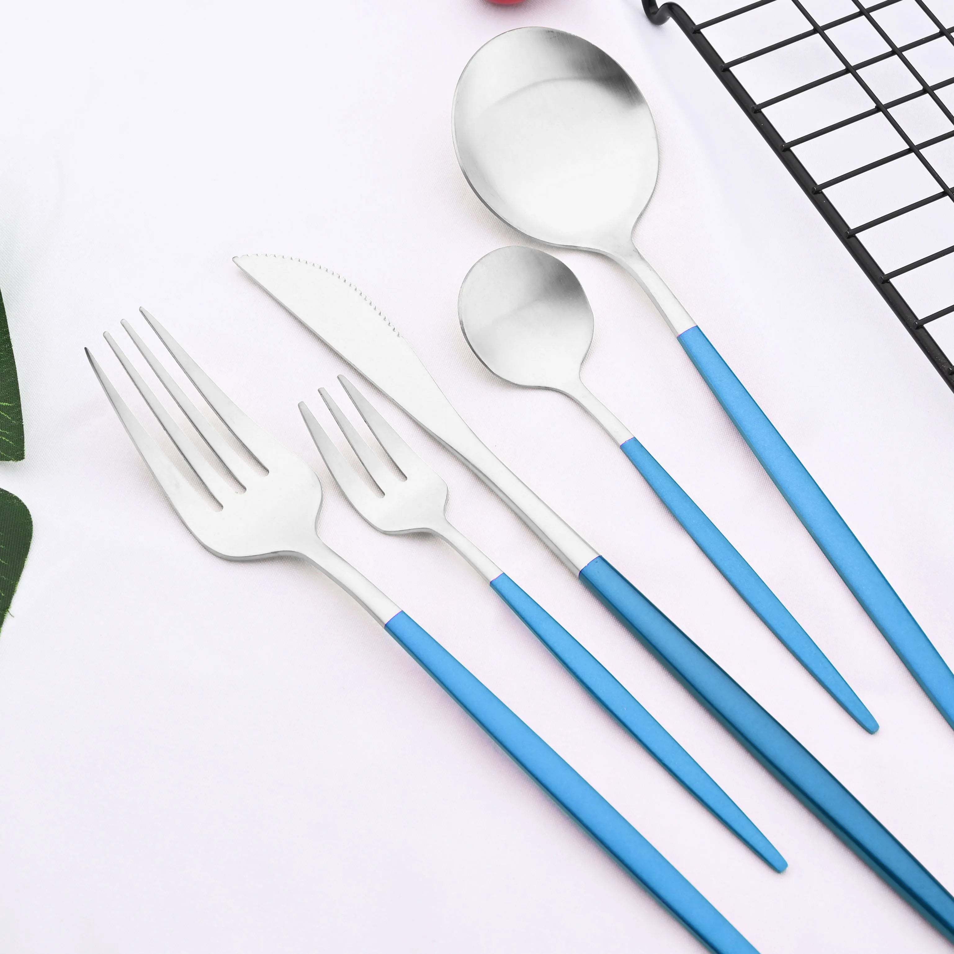 30Pcs Blue Silver Dinnerware Set Dinner Knife Fork Tea Spoon Cutlery Set Stainless Steel Tableware Western Home Kitchen Flatware