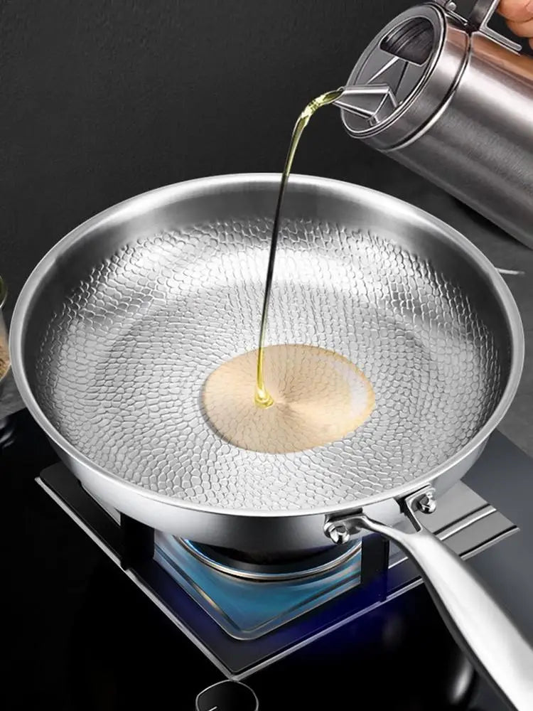Saute Pan Frying Skillet with Lid Multi Functional Nonstick Cookware Titanium Hammered Skillet For Kitchen Cooking