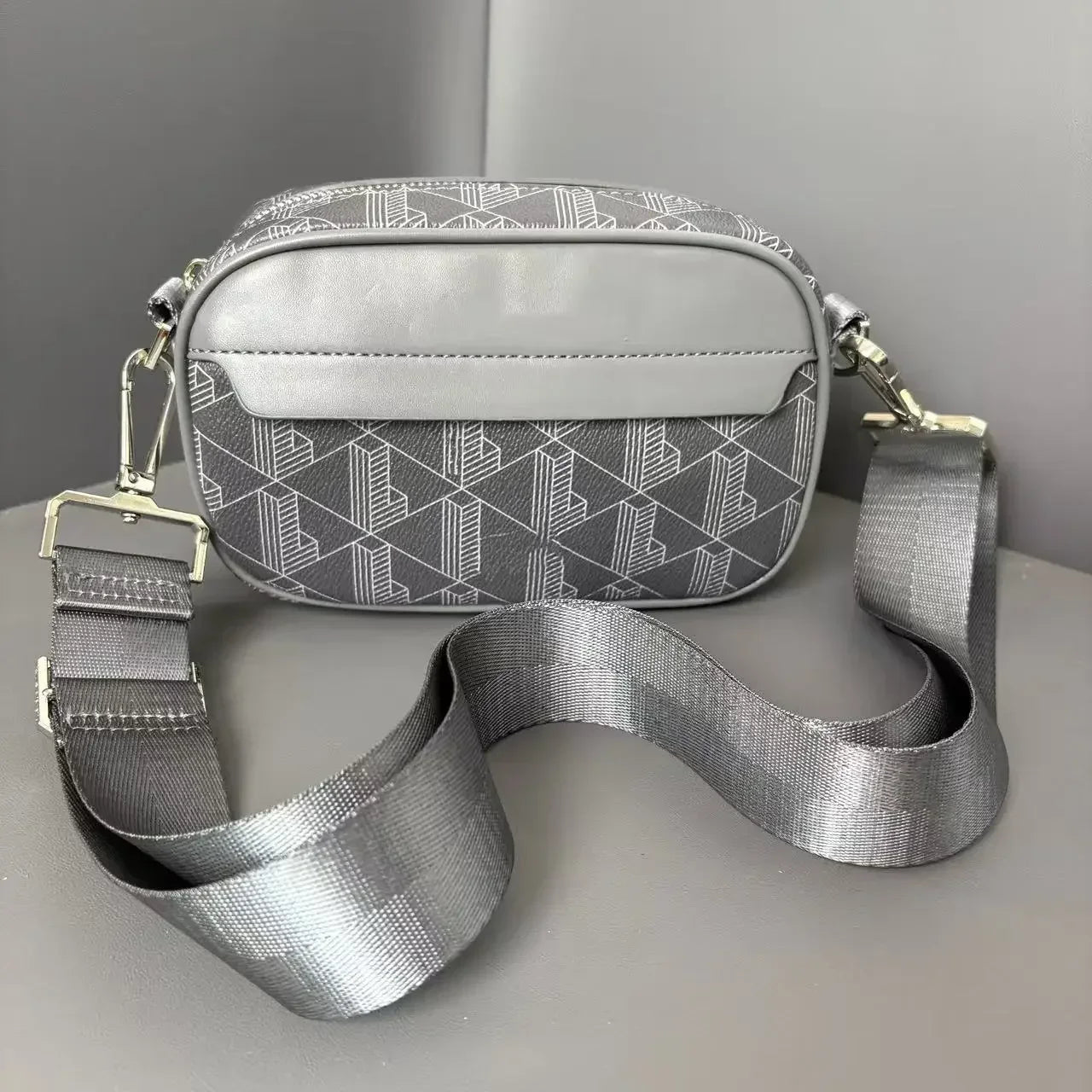 Top-quality PU Leather Men Waist Packs Business Crossbody Bags for Male Fashion Travel Storage Phone Shoulder Bags Clutch Bag
