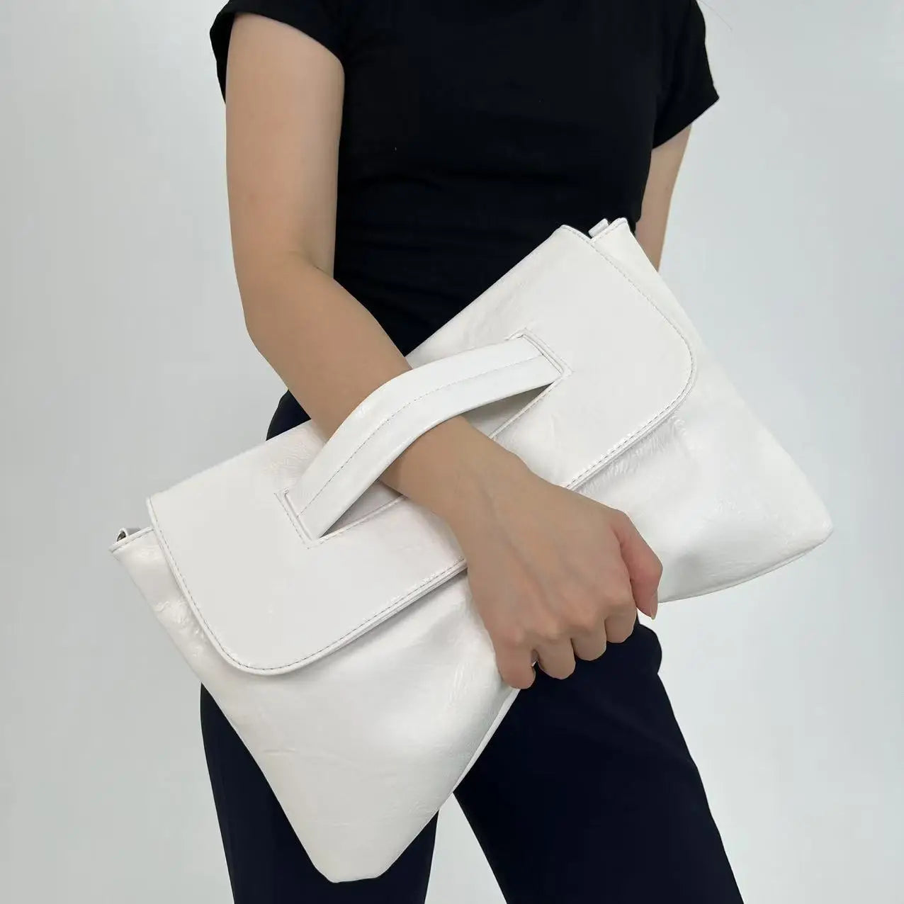 Ladies' Fashion Business High Capacity Glove Bag Soft Leather Document Storage Shoulder Bag