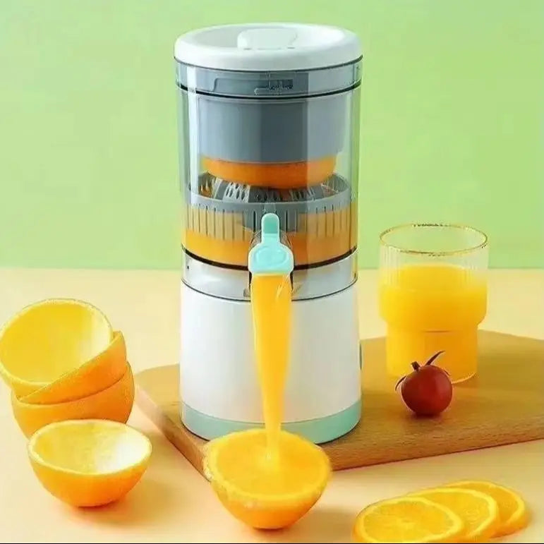 Electric Juicer, Separates Pulp from Juice, Portable Household Orange Juicer, Freshly Squeezed and Ready to Drink, Very Practical