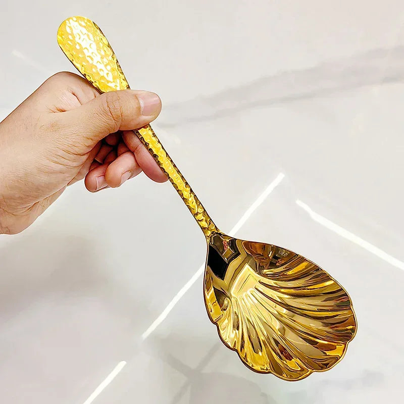 Large Shell-Shaped Stainless Steel Serving Spoons Fan-Design Vegetable Soup Spoons for Family Parties And Restaurant Use