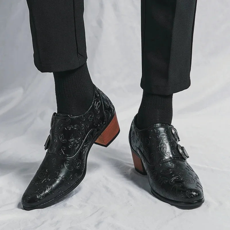 Men's Dress Shoes Fashion Belt Buckle Design Shoes Retro Carved Brogues Shoes Classic Business Formal Shoe Luxury Wedding Shoe