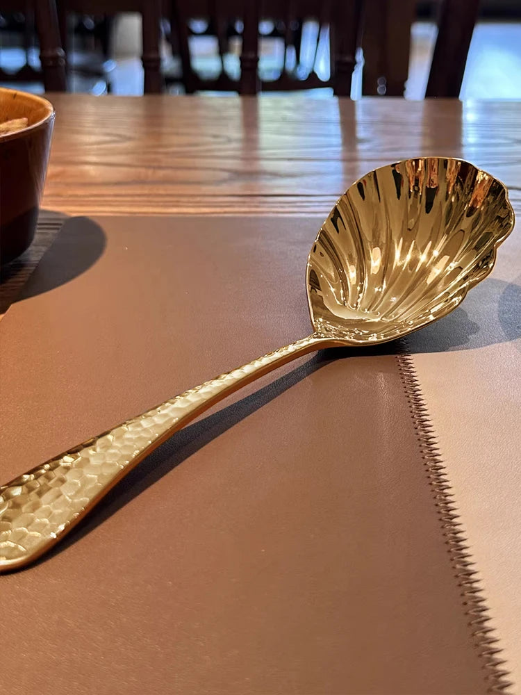 2Pcs Shell-Shaped Serving Spoons 18/10(304) Stainless Steel Vegetable Spoons 8.8inch (Approximately 22.5cm) Large Fan-Shaped Soup Spoons, Suitable for Family Christmas Parties, Restaurant Buffets, and as Gifts