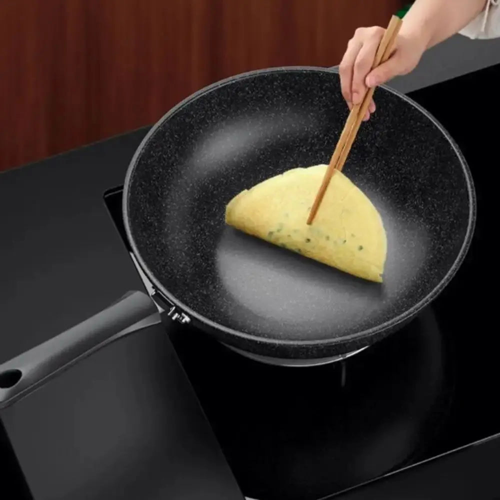 Kitchen Cookware Non-Stick Stir-Fry Pan Universal with Lid Skillet Flat Bottomed Frying Pan Cooking