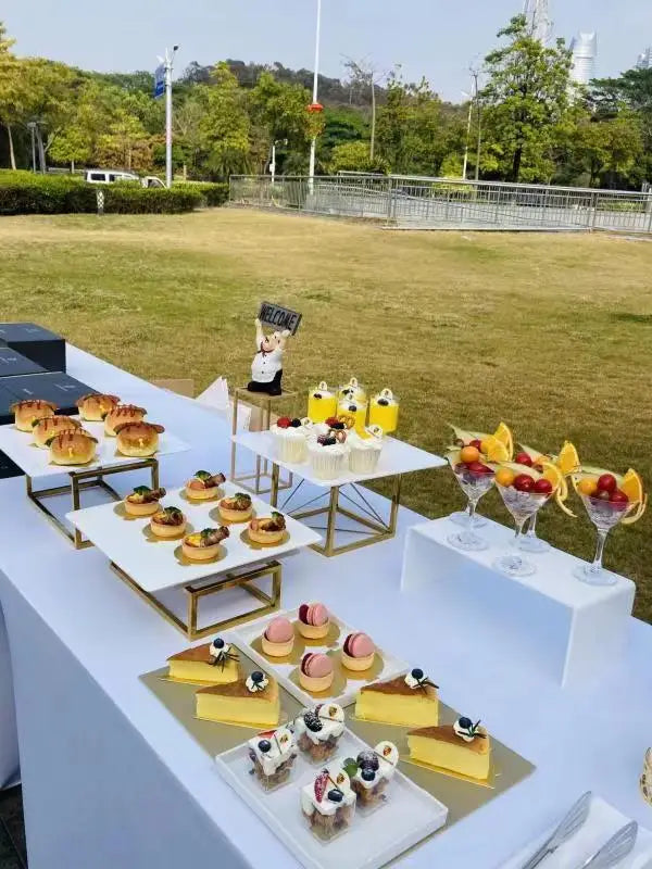 Wedding Buffet Cake Sweet Food Bread Cake Flower Dessert Holder Dessert Table Cake Stand Buffet Banquet Tea Break Metal Holder