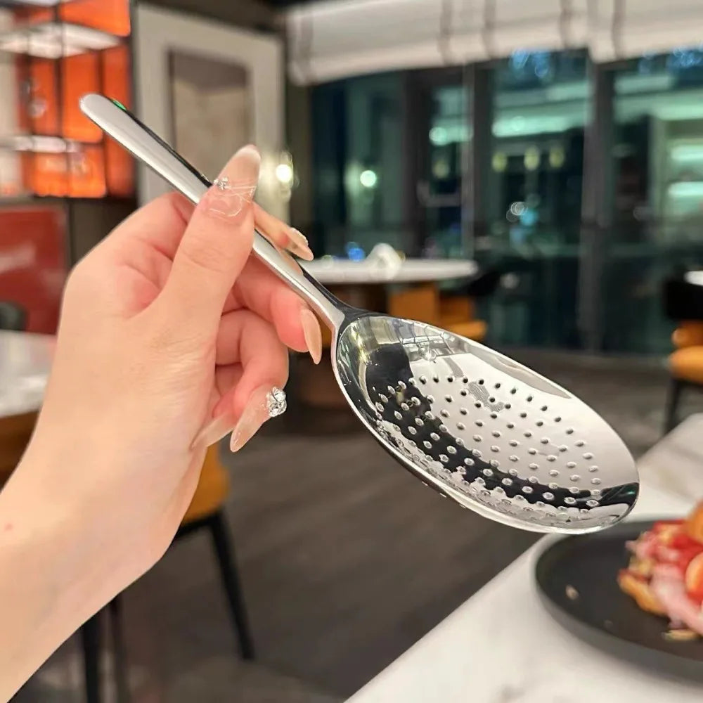 1pc Heavy-Duty Commercial/Home Kitchen Spoons/Large Serving Spoon with Heat-Resistant Short Handle Drain Holes for Easy Cleaning