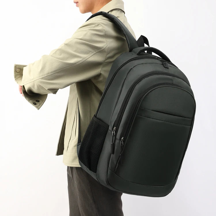 Large-capacity backpack - laptop bag, featuring a 15.6-inch tablet pocket and zippered pockets - utilizing anti-fading technolog