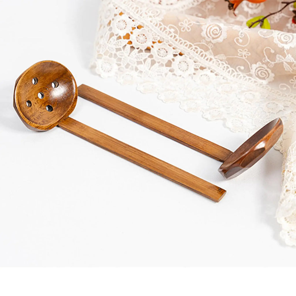 Wooden Ramen Spoons Japanese Long Handle Soup Serving Spoon Wooden Table Spoon Japanese Tasting Spoons for Home Cafe Hotel