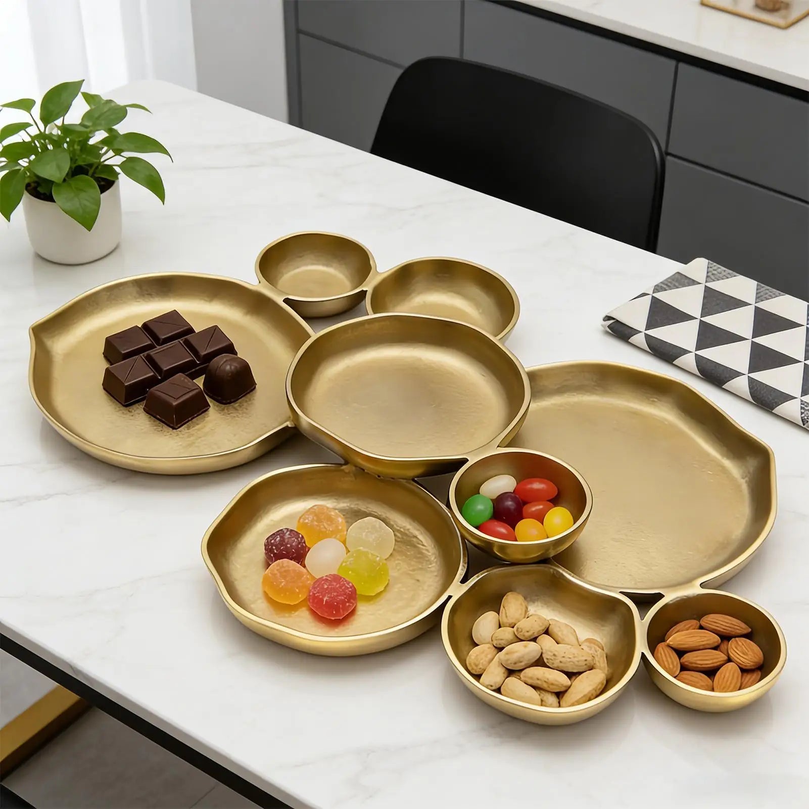 Cluster Serving Tray Decorative Nine-Grid Plate Charcuterie Tray for Snacks Nuts Chips Fruit Candy Meals Appetizers Dining Room
