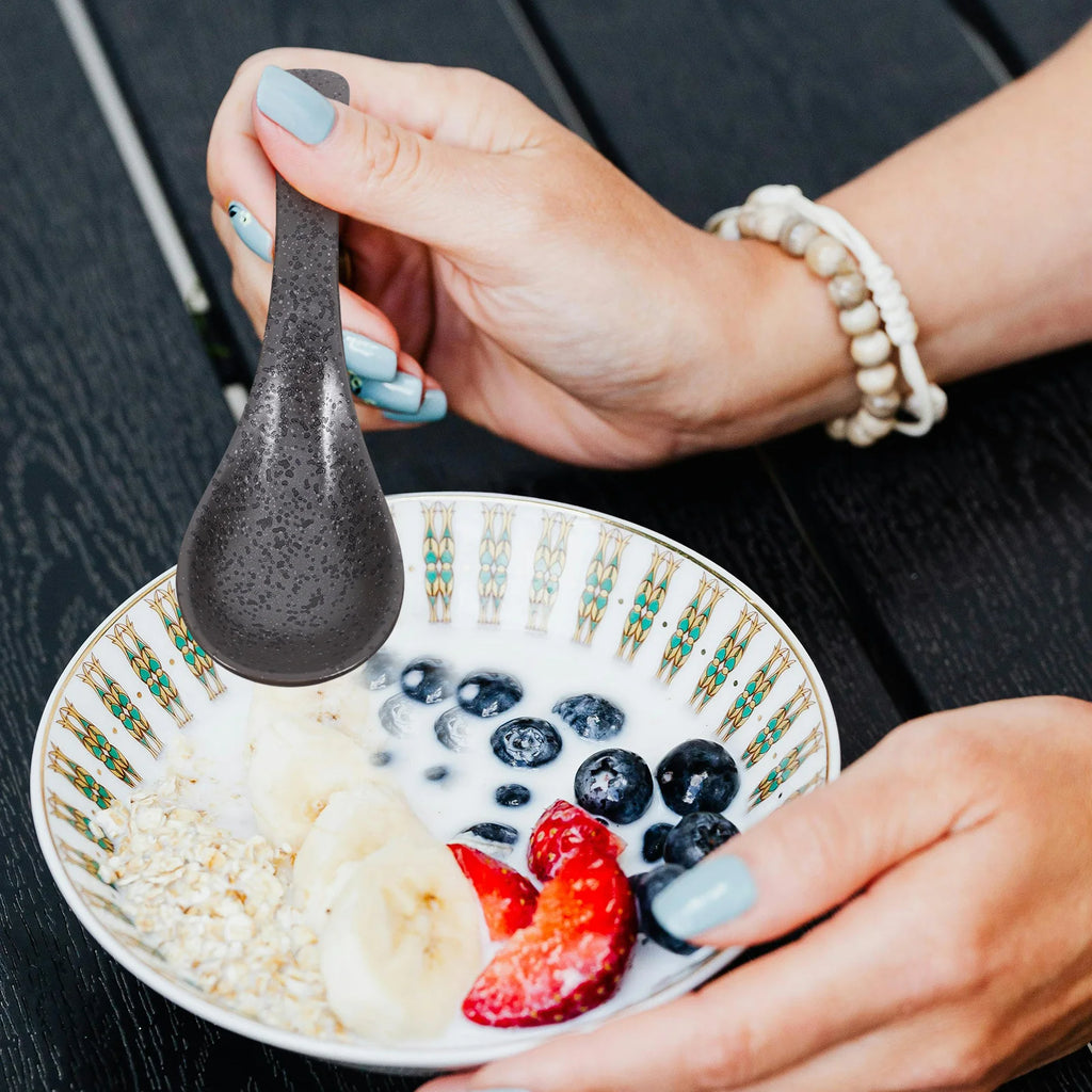Small Ceramic Spoons Japanese Retro Style Soup Spoon Asian Tableware Porcelain Dessert Tea Spoon Ramen Noodle Spoon Kitchen