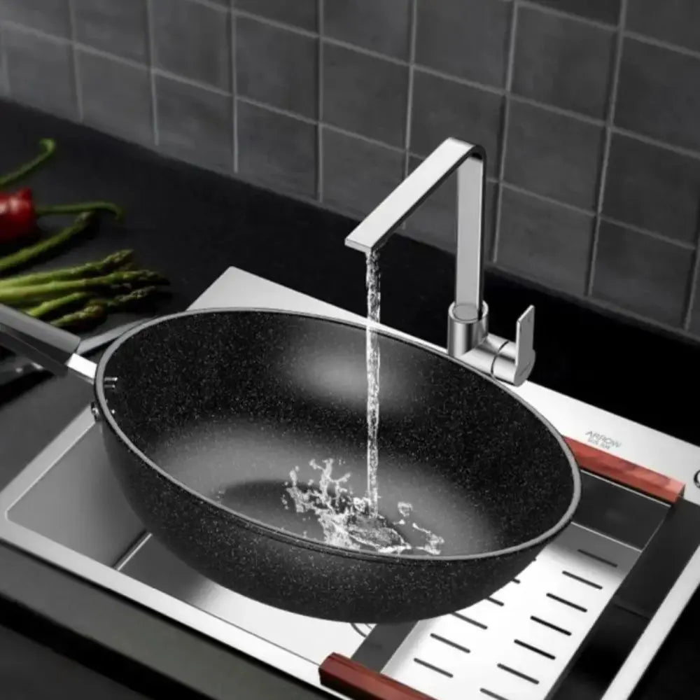 Kitchen Cookware Non-Stick Stir-Fry Pan Universal with Lid Skillet Flat Bottomed Frying Pan Cooking